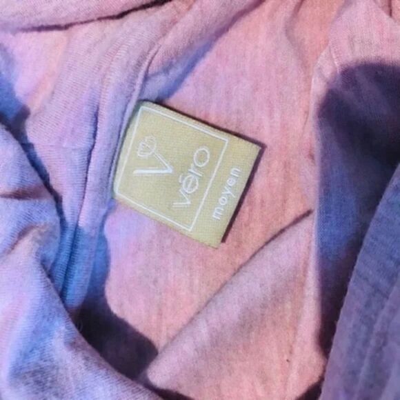 blush Pink Spandex Workout Top With Hood And Pockets - Picture 7 of 8